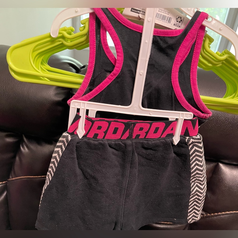USED - Picture 2 of 3